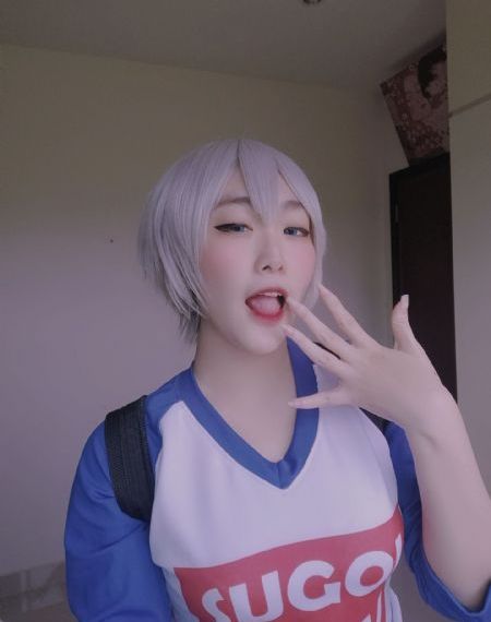 国产女子雨天练车为拿驾照_1080P在线播放