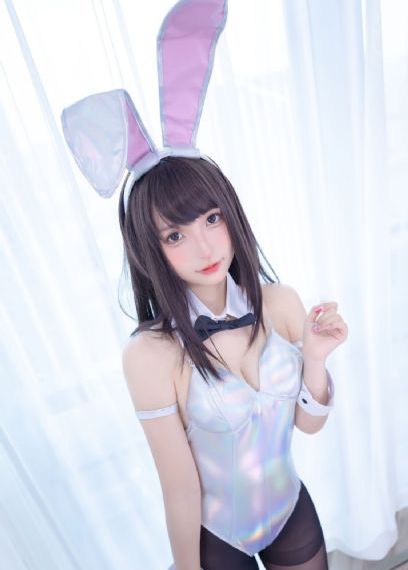 超清厕所tp漂亮美眉们嘘嘘_HD在线手机播放