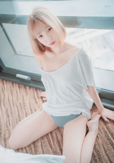 如何在眼睛上P写轮眼_1080P手机在线观看