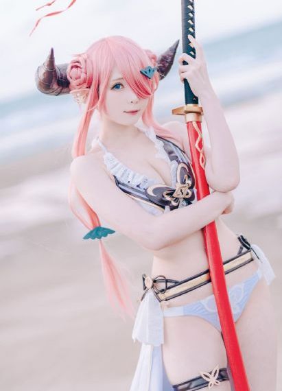 欧美人妖bdsm一区二区_720电影完整版