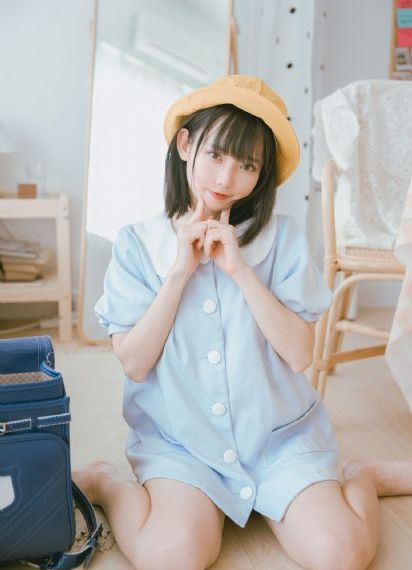 欧美模特儿的麻豆穿搭推荐_暖暖免费观看视频