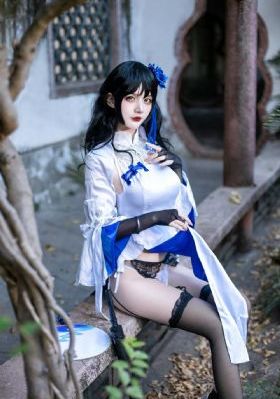 丰满诱人艳妇HD_超清视频大全